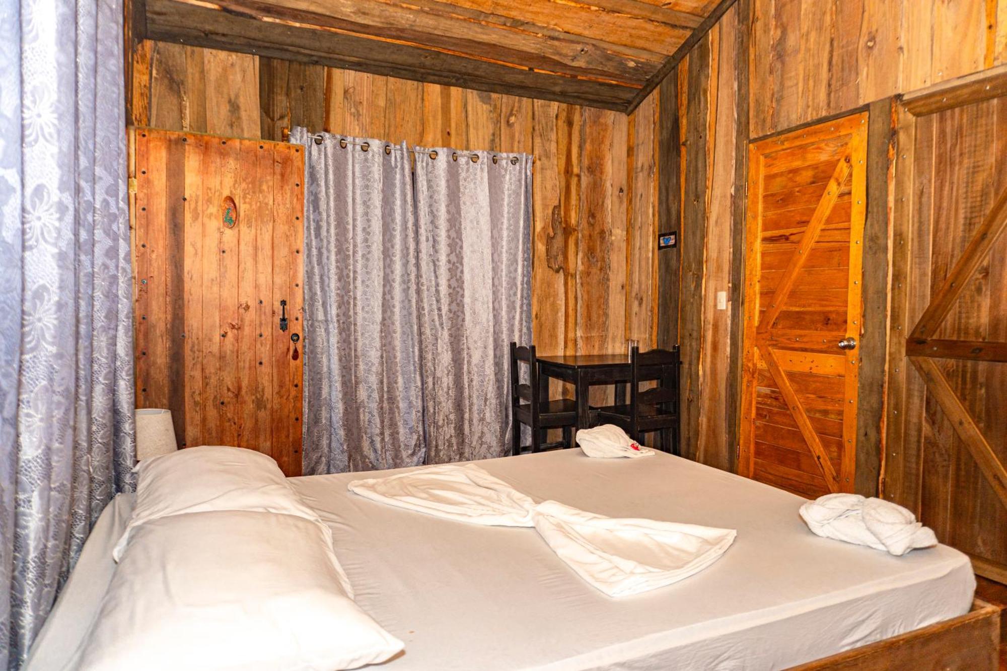 Citronela Lodge Corcovado Drakes Bay Екстериор снимка